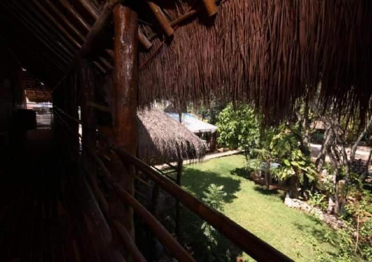 Esduma Iguanas Hotel Playa Del Carmen Exteriör bild